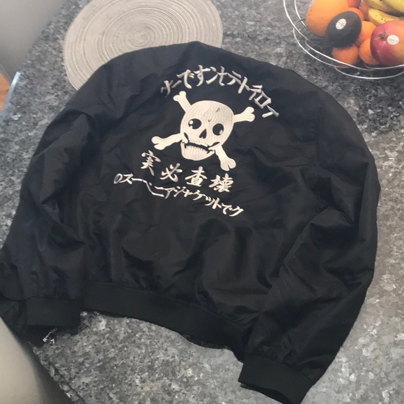 Bomber jacket - Picture 2 of 3